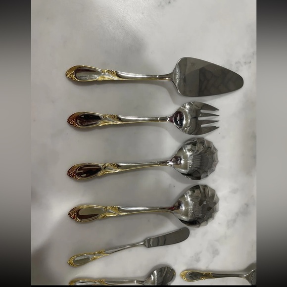 Retroneu STEPHANIE GOLD ACCENT 18/8 Korea Stainless Flatware 30pc Spoon Fork - Picture 7 of 12